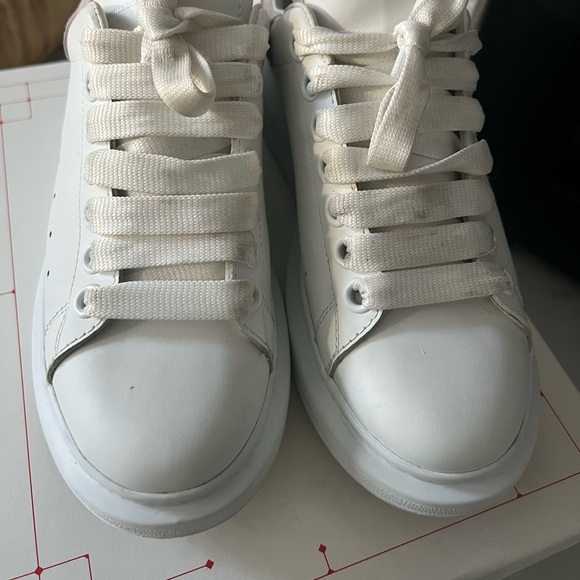 Alexander McQueen sneakers size 37 - Picture 7 of 10